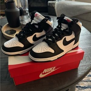 BRAND NEW Nike Dunk High for Kids